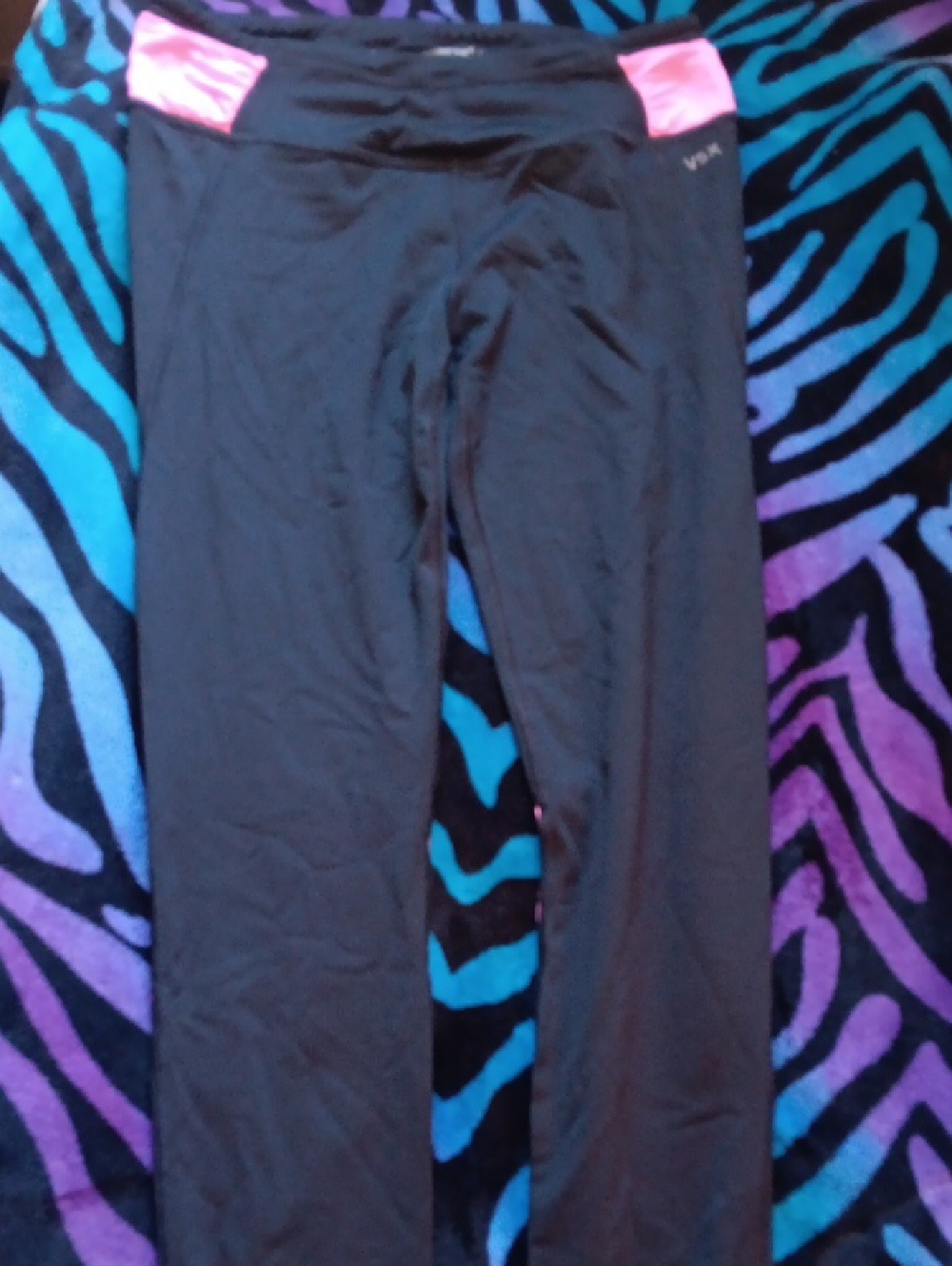 VICTORIAS SECRET KNOCKOUT LEGGINGS